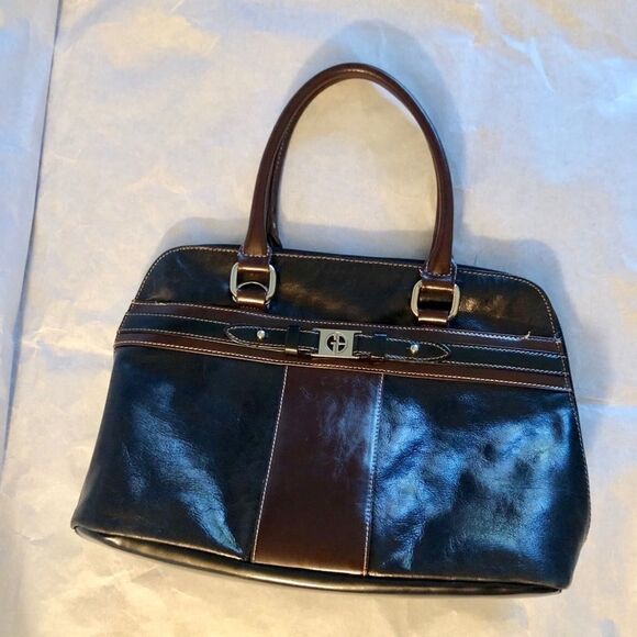 GIANI Bernini Shoulder Bag EUC - Picture 1 of 7